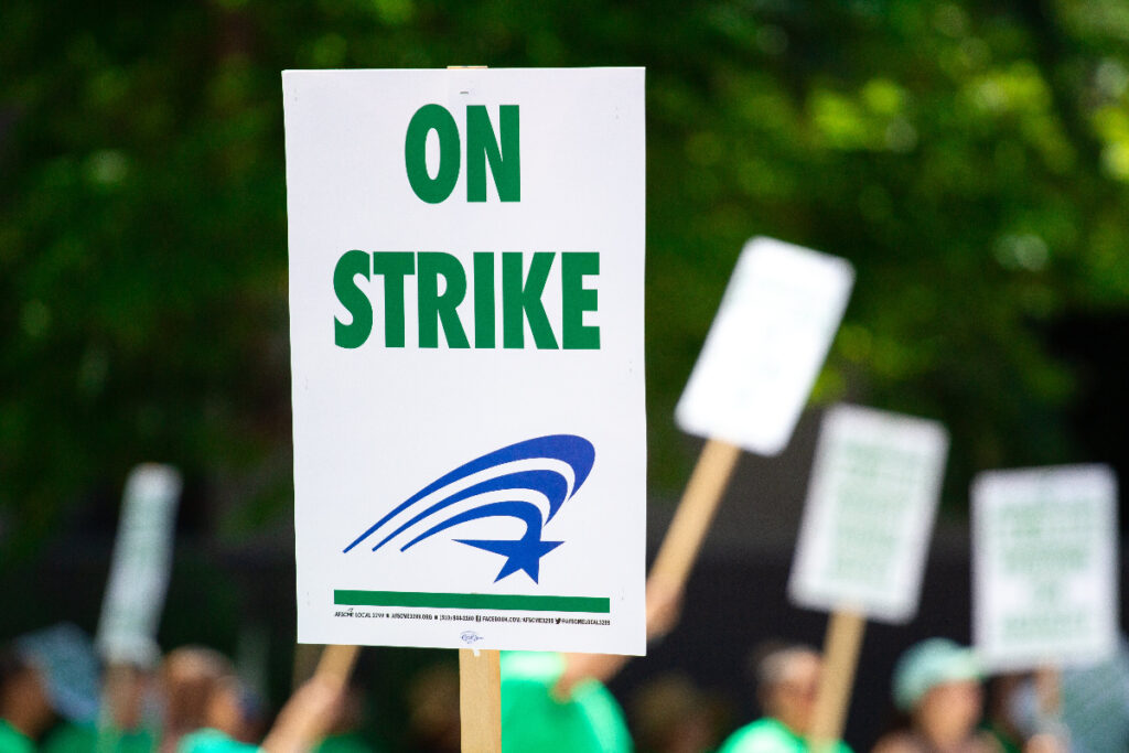 nurses on strike